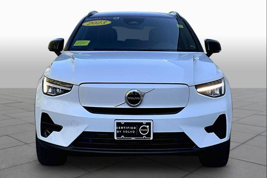 Volvo XC40 2023