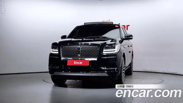 Lincoln Navigator 2021
