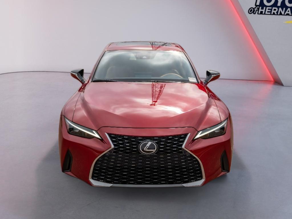 Lexus IS 300 2024