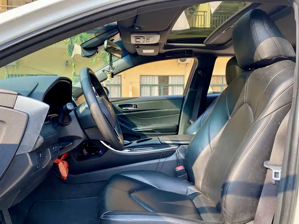 Toyota Avalon 2022