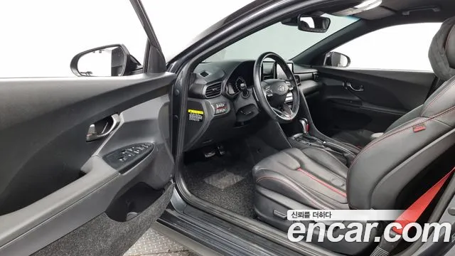 Hyundai Veloster 2020