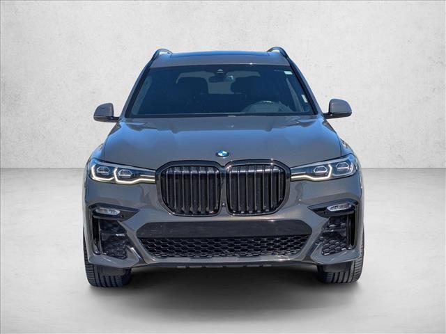 BMW X7 2021
