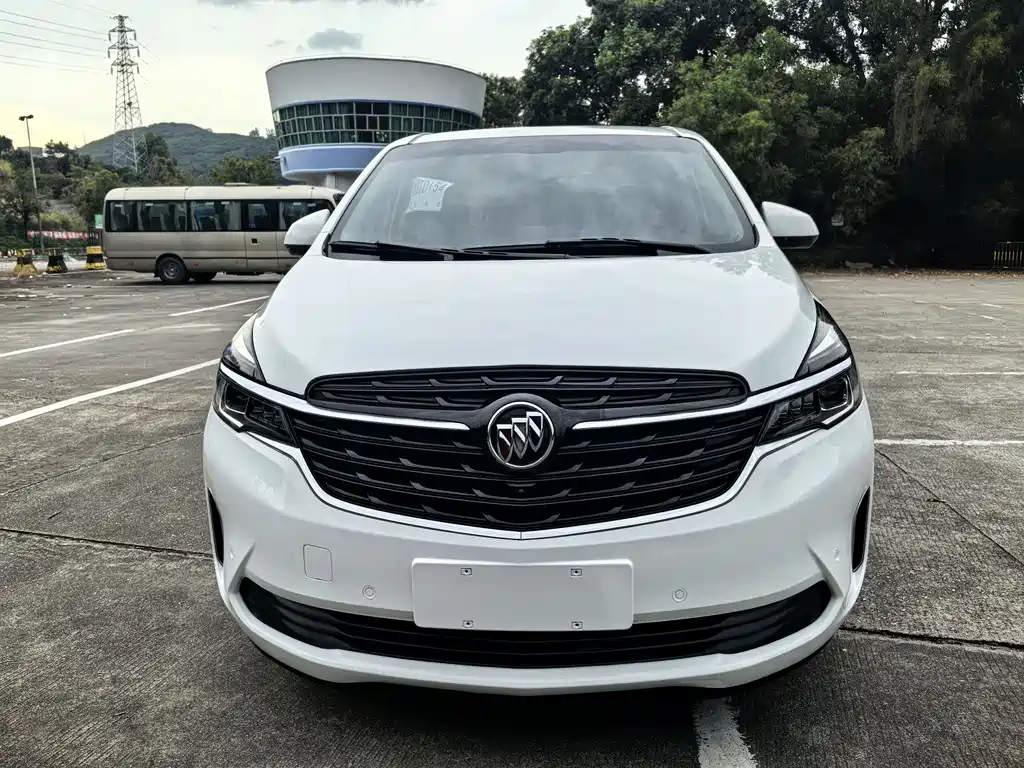 Buick GL8 2021