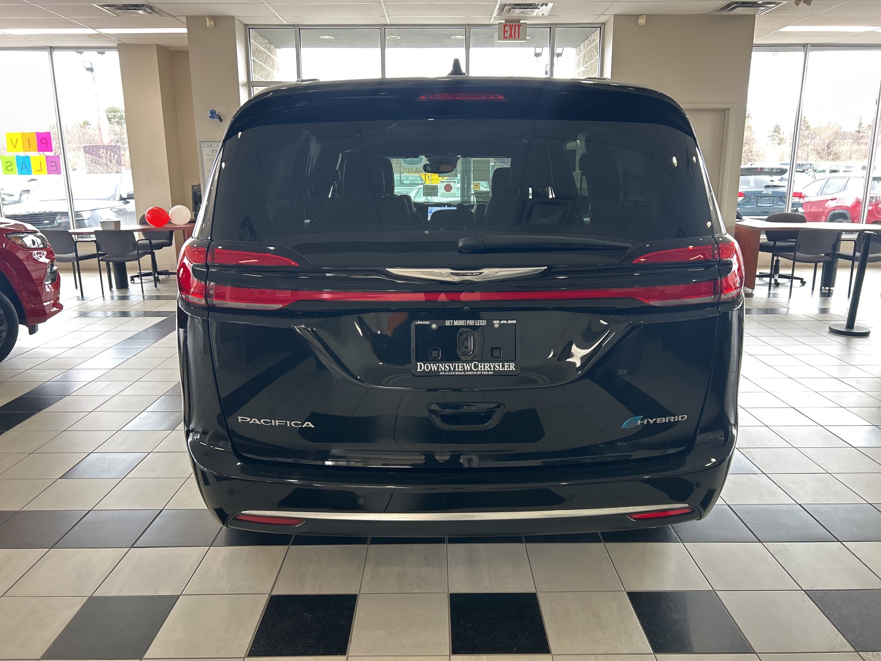 Chrysler Pacifica 2023