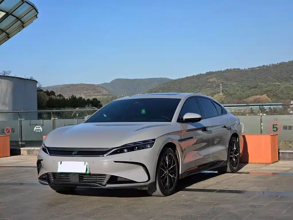 BYD Han 2024