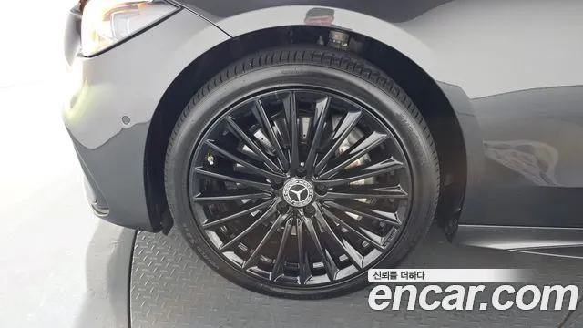 Mercedes-Benz C-Класс 2022