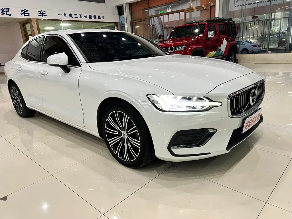 Volvo S60 2020