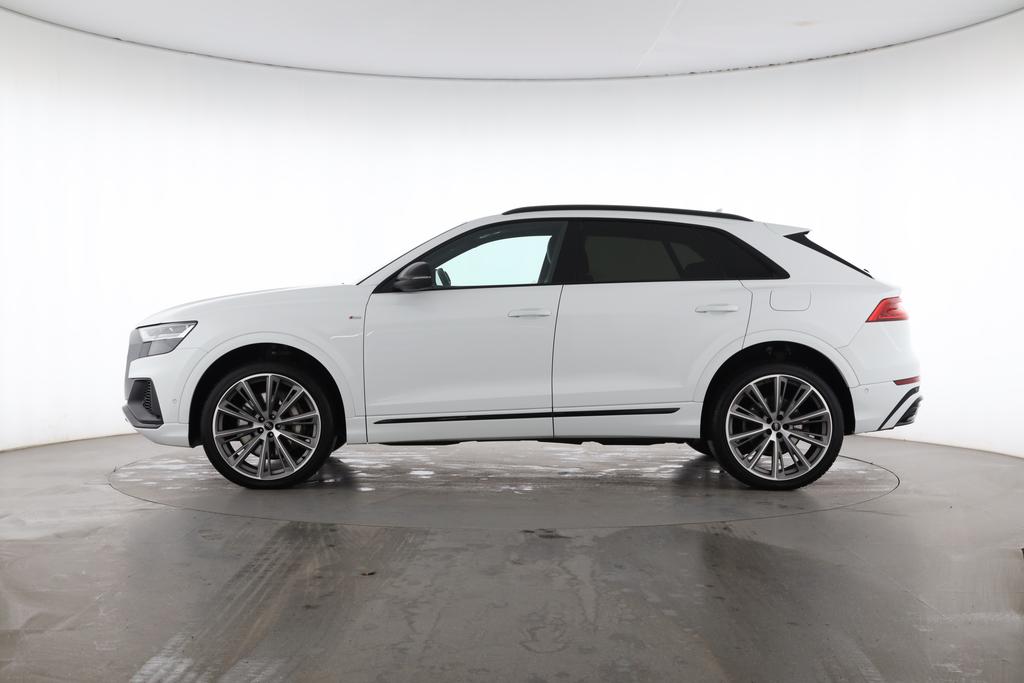 Audi Q8 2021