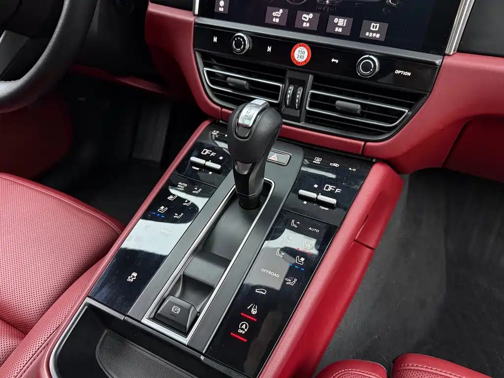 Porsche Macan 2022