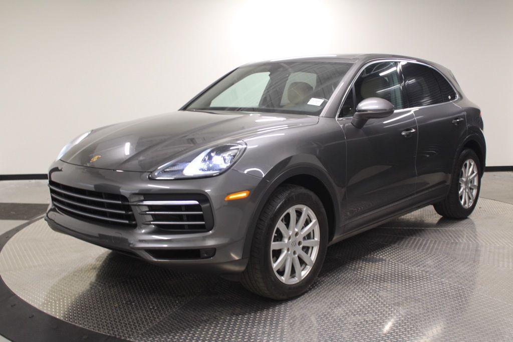 Porsche Cayenne 2021