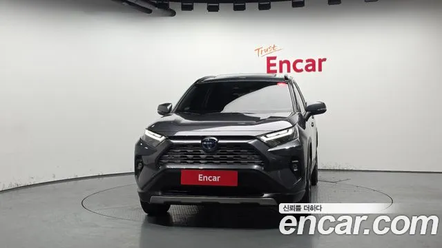 Toyota RAV4 2024