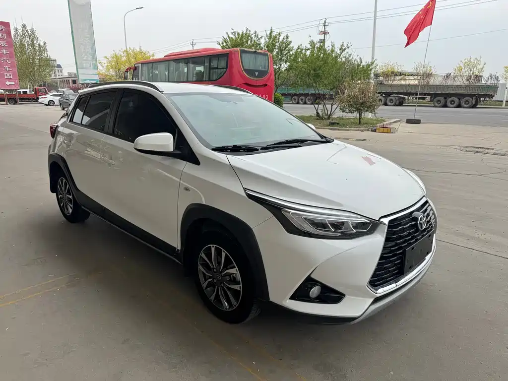 Toyota Yaris 2023