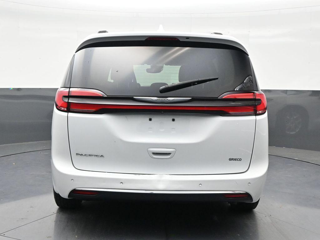 Chrysler Pacifica 2022