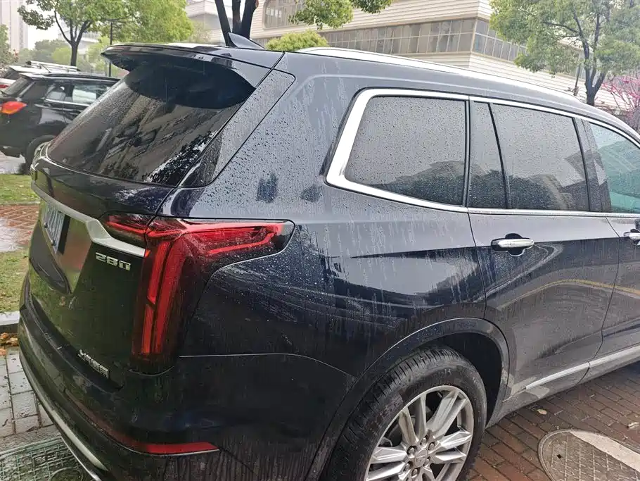 Cadillac XT6 2021
