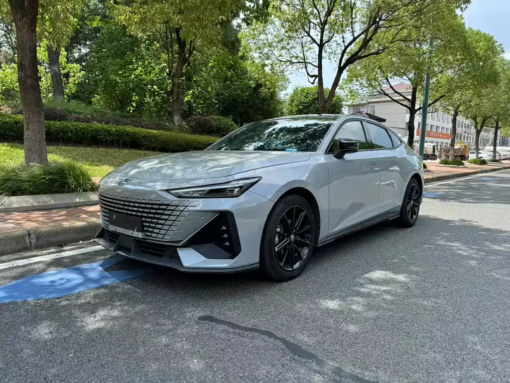 Changan UNI-V 2023