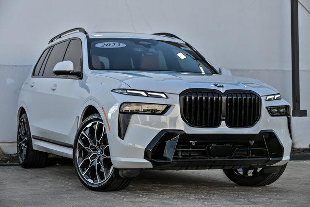 BMW X7 2023
