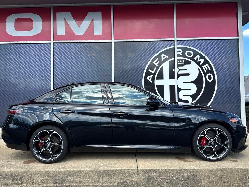 Alfa Romeo Giulia 2024