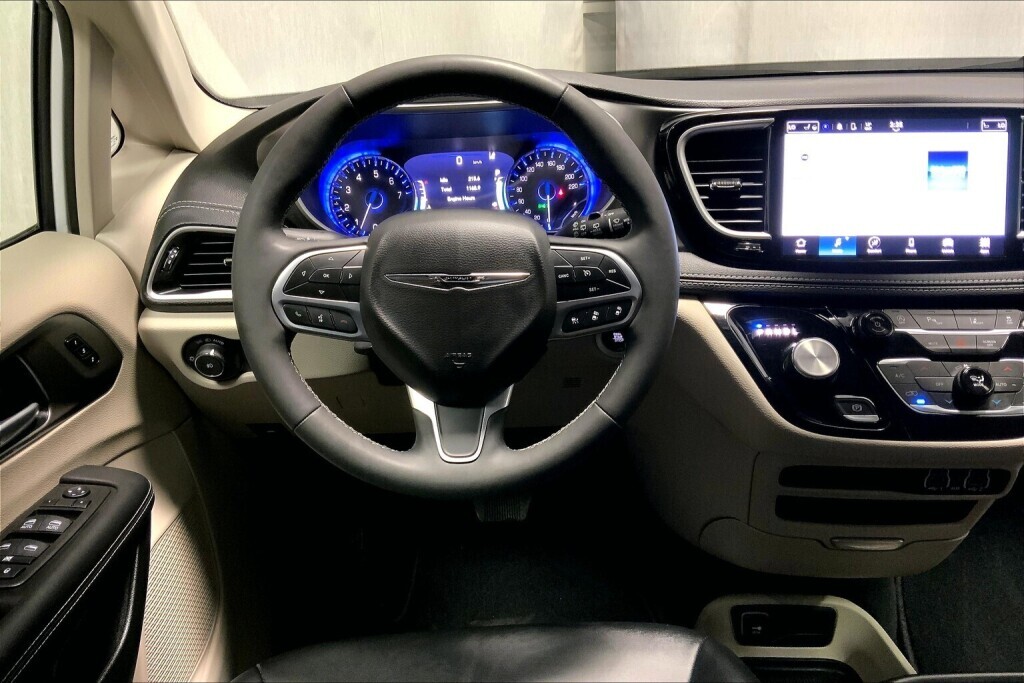 Chrysler Pacifica 2024