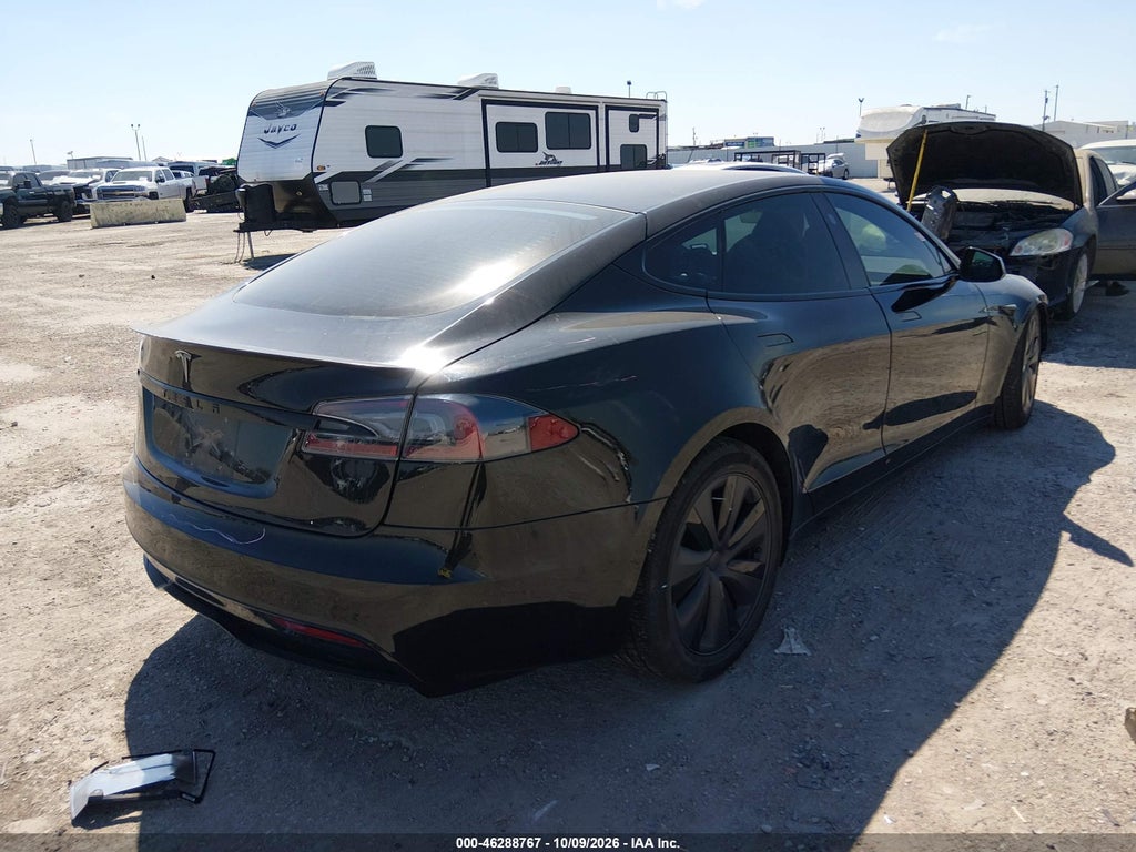 Tesla Model S 2021