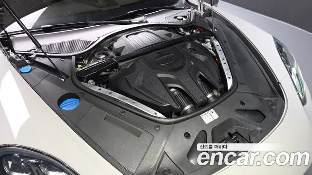 Porsche Panamera 2022