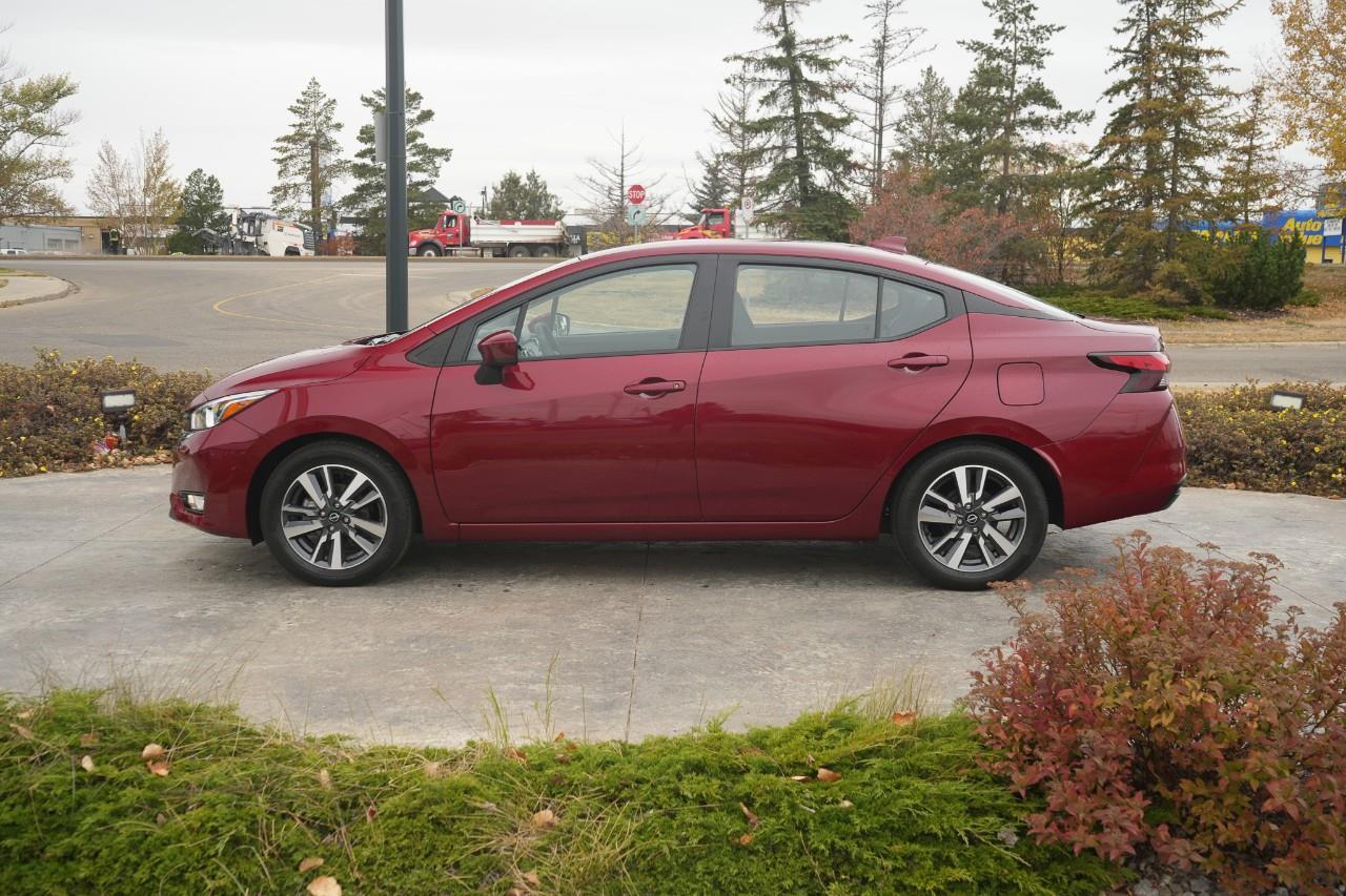 Nissan Versa 2023