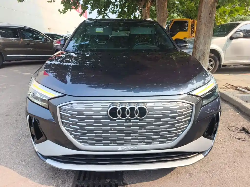 Audi Q4 e-tron 2023