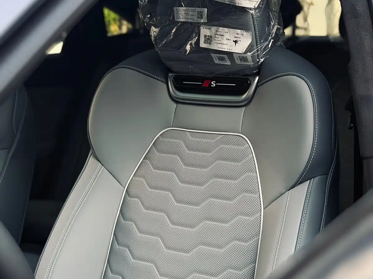 Audi e-tron 2026
