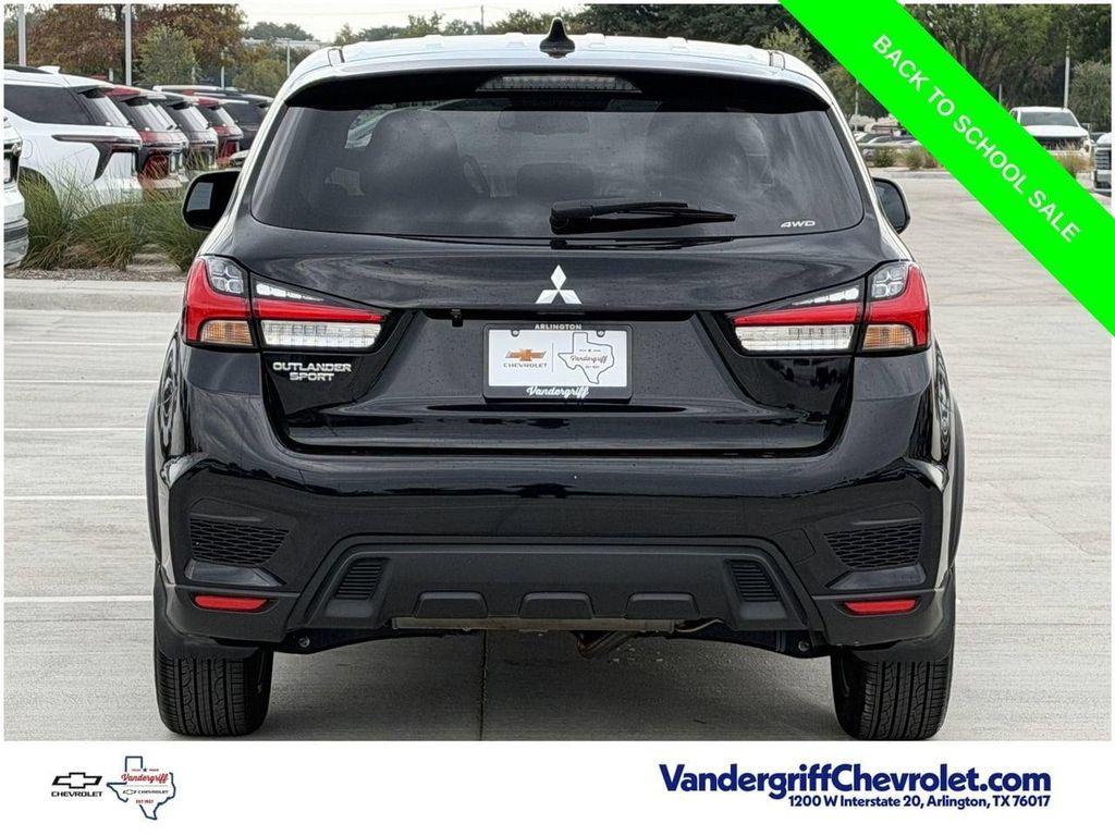 Mitsubishi Outlander Sport 2025