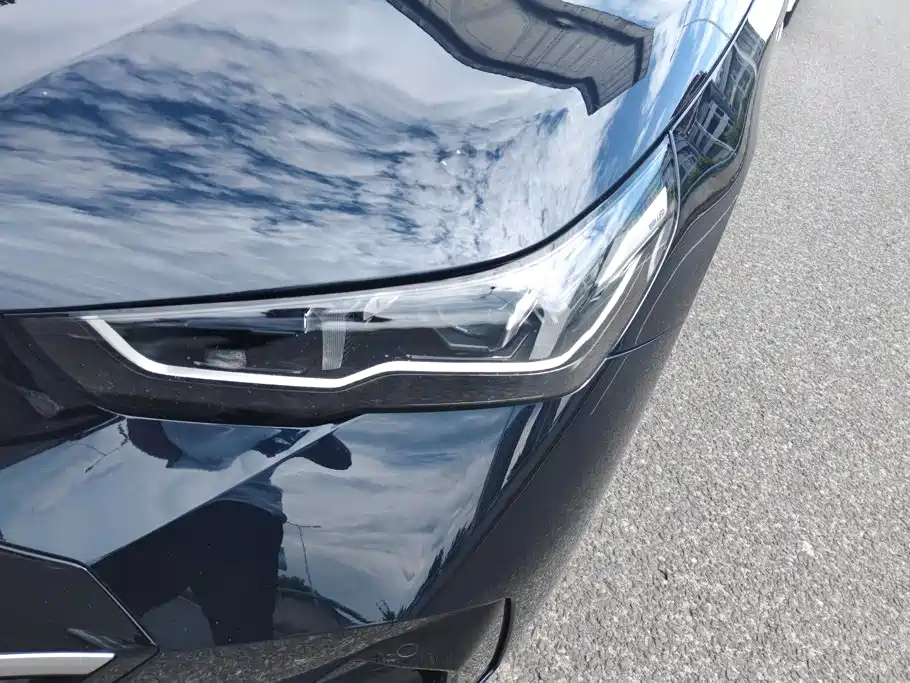 BMW i5 2025