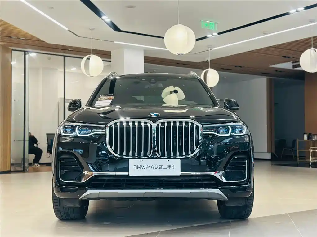BMW X7 2022