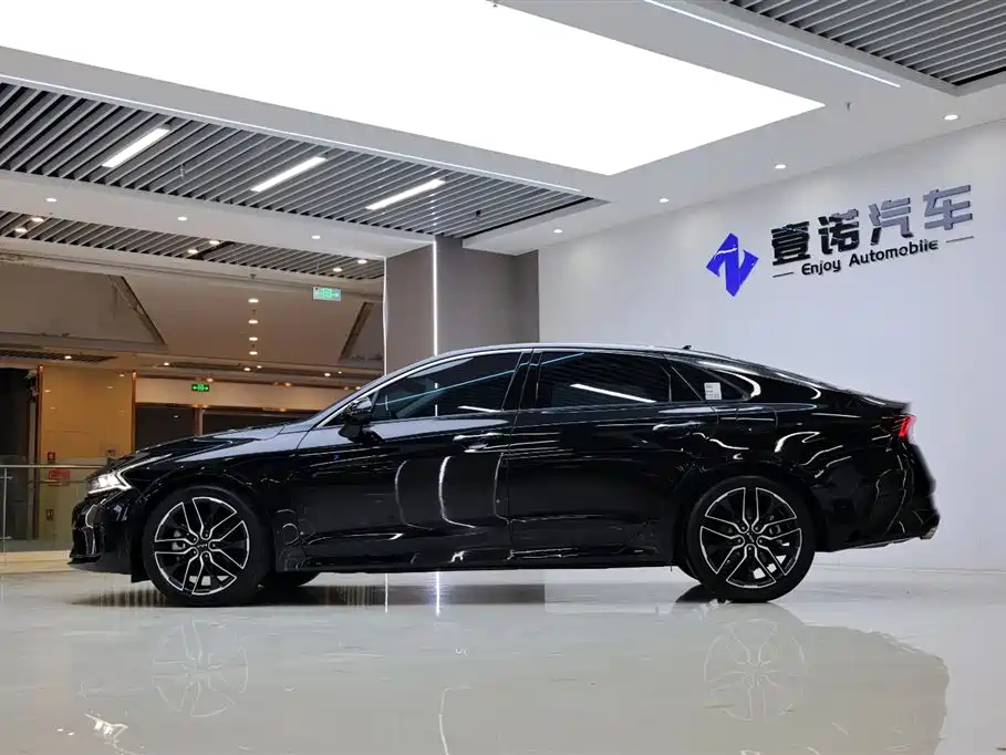 Kia K5 2024