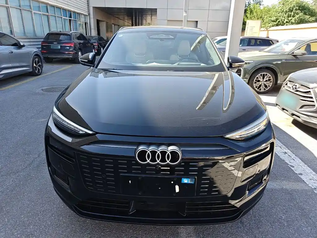 Audi e-tron 2026