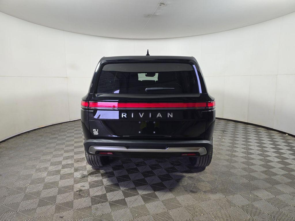 Rivian R1S 2024
