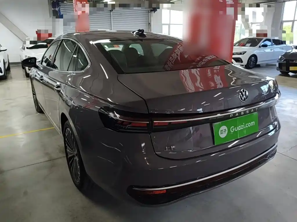 Volkswagen Passat 2024