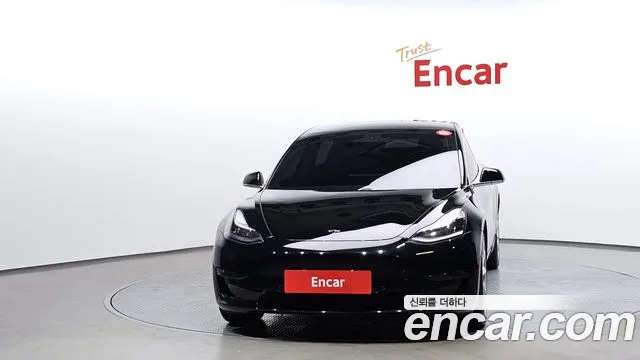 Tesla Model 3 2020