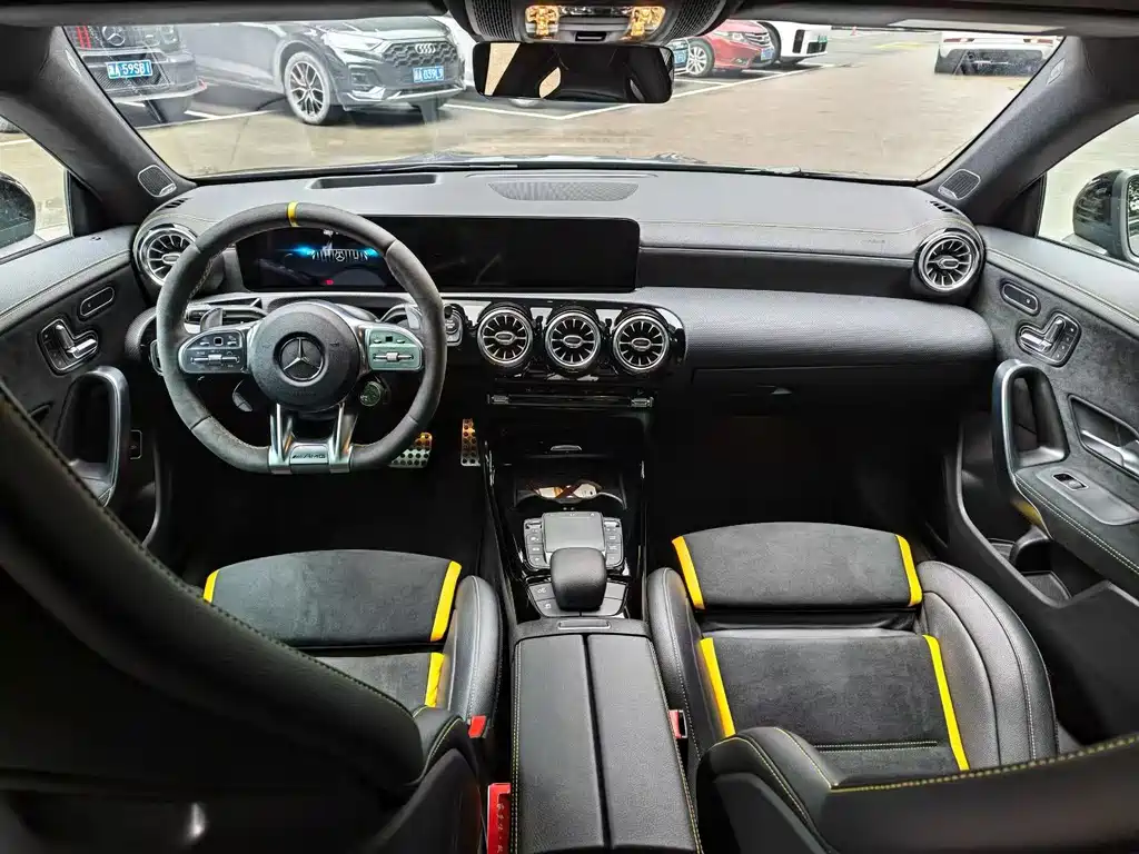 Mercedes-Benz CLA AMG 2021