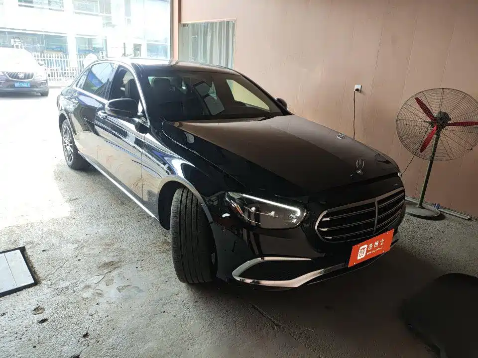 Mercedes-Benz E-Класс 2023