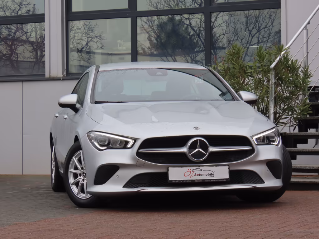 Mercedes-Benz CLA 200 2021