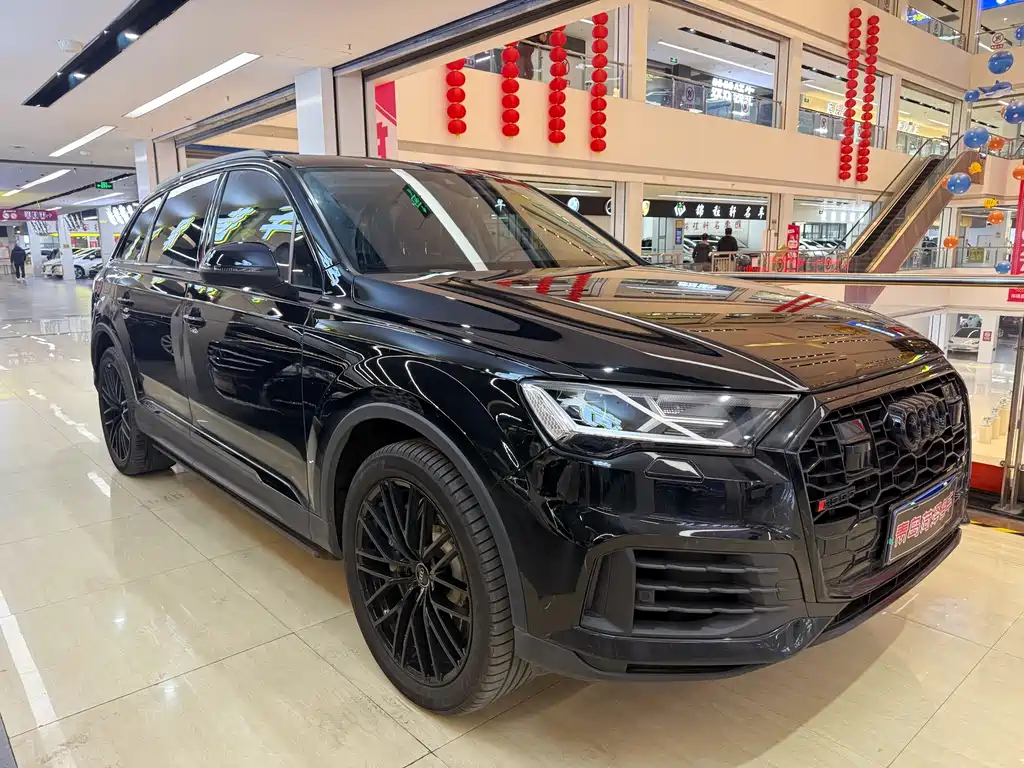 Audi Q7 2024