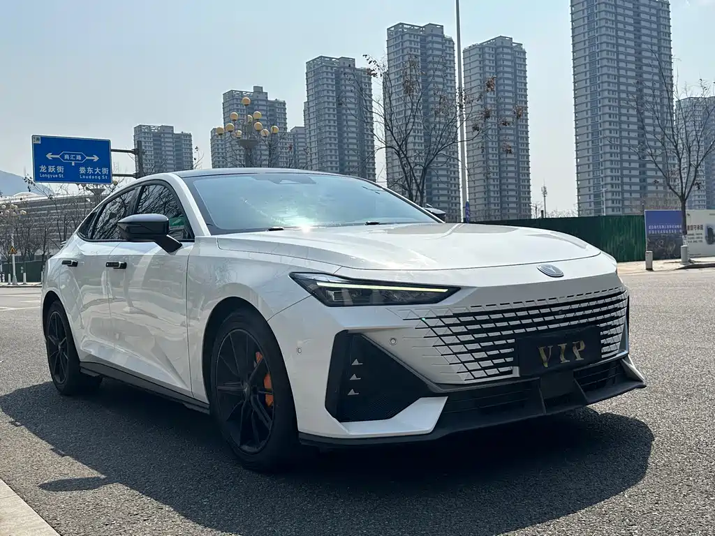 Changan UNI-V 2022