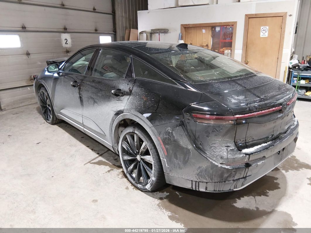 Toyota Crown 2025