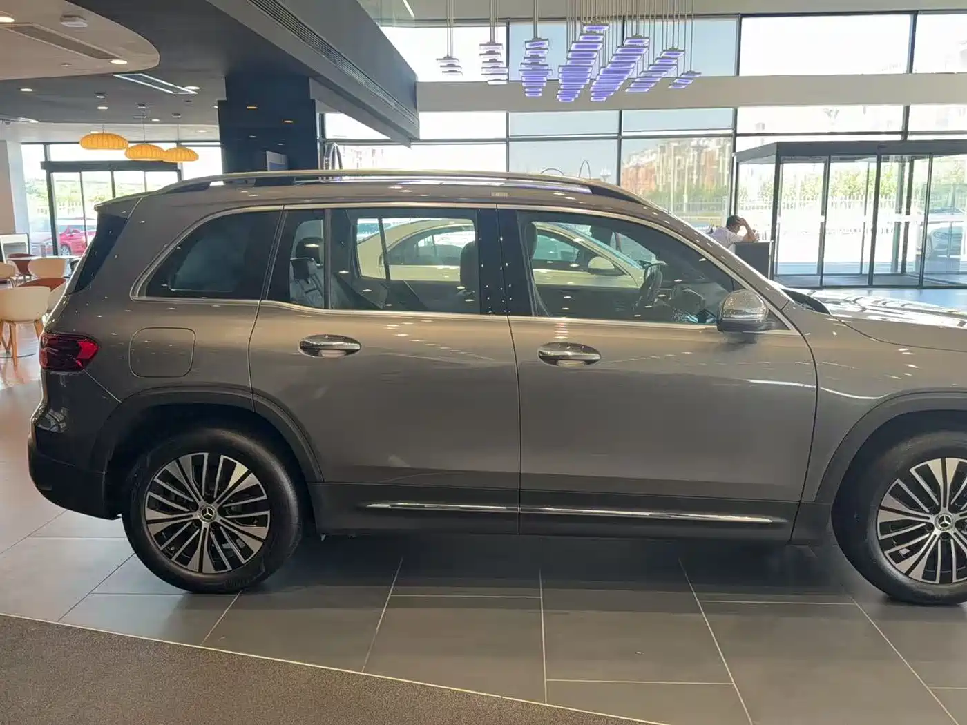Mercedes-Benz EQB 2026