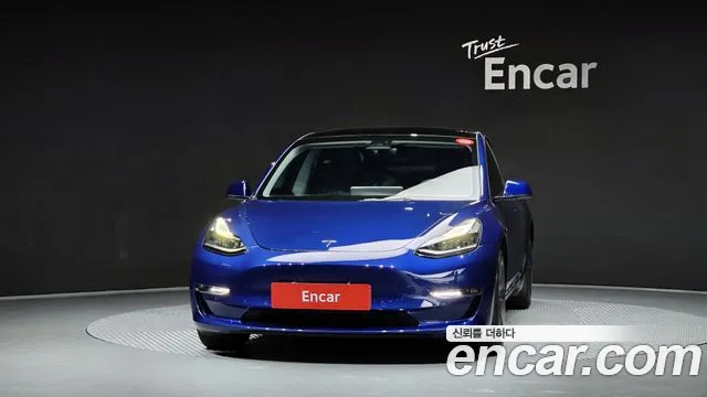 Tesla Model 3 2022