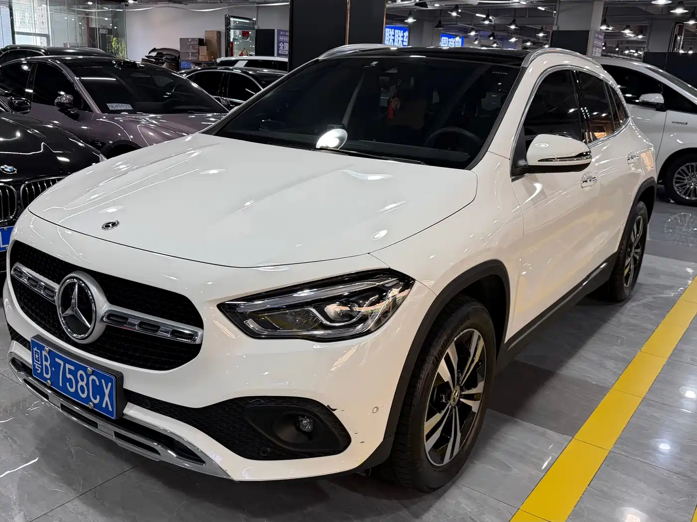 Mercedes-Benz GLA 2023