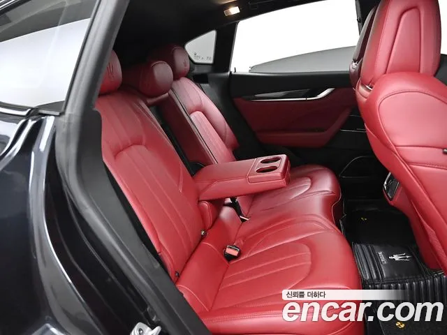 Maserati Levante 2020