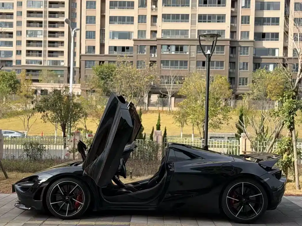 McLaren 720S 2020