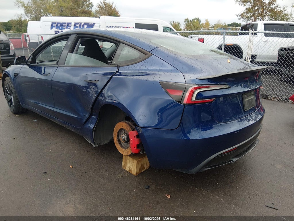Tesla Model 3 2025