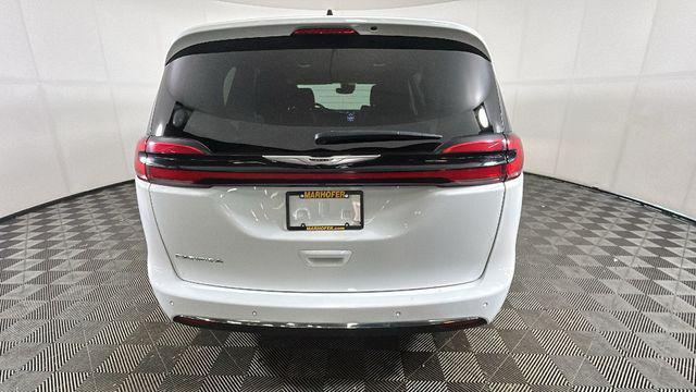 Chrysler Pacifica 2024