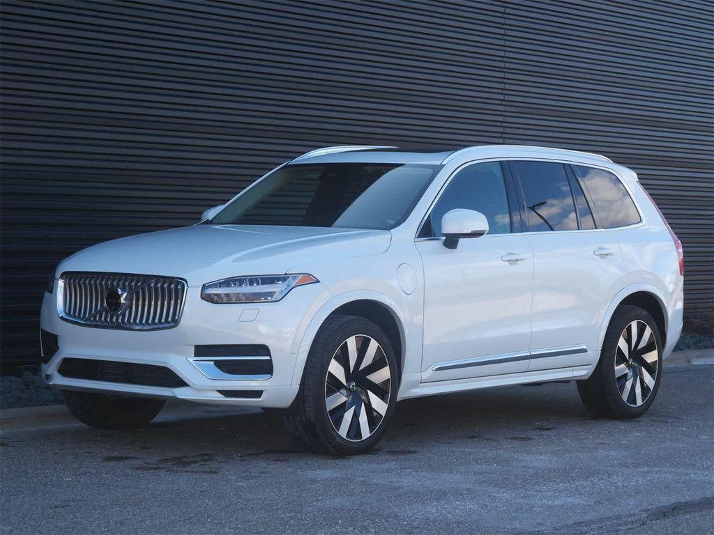 Volvo XC90 2025