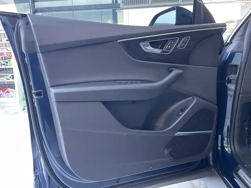 Audi Q8 2022